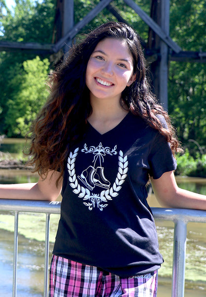 Laurel Wreath Ice Skating V-Neck Tee (Ladies) – CaraCaru